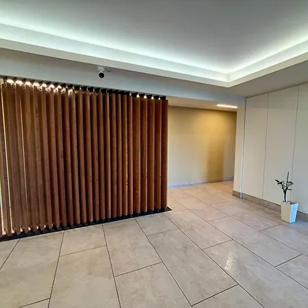 Quiet & Spacious Panoramic