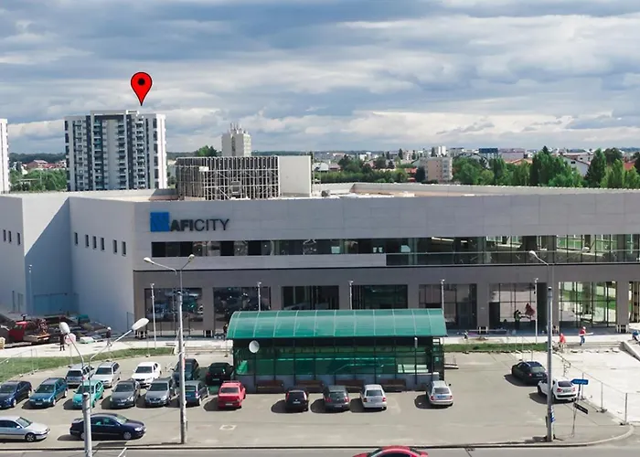 Quiet & Spacious Panoramic