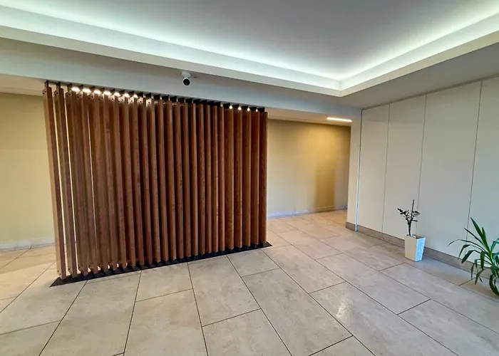 Quiet & Spacious Panoramic