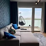 Quiet & Spacious Panoramic Апартаменти