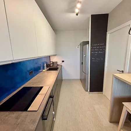 Quiet & Spacious Panoramic Apartment * Bukareszt