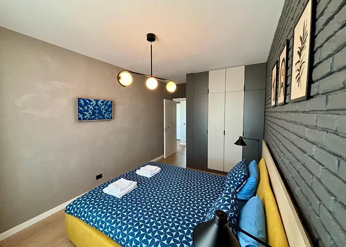 דירה Quiet & Spacious Panoramic בוקרשט