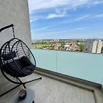 Apartamento Quiet & Spacious Panoramic Bucareste