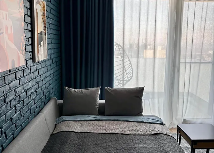 Апартаменти Quiet & Spacious Panoramic Apartment